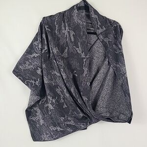 Lululemon Vinyasa Scarf Infinity Snap Up Wrap Cowl Yoga Gray Camo EUC